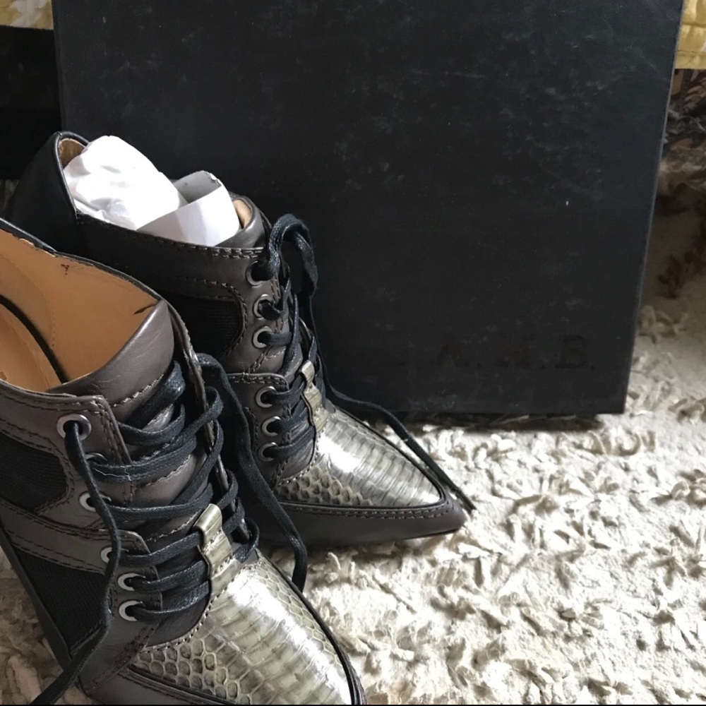 Booties 5 inch with 1 1/2 inch platform